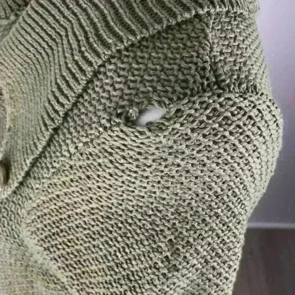 Christopher & Banks Button Front Sweater Size L - Picture 6 of 8
